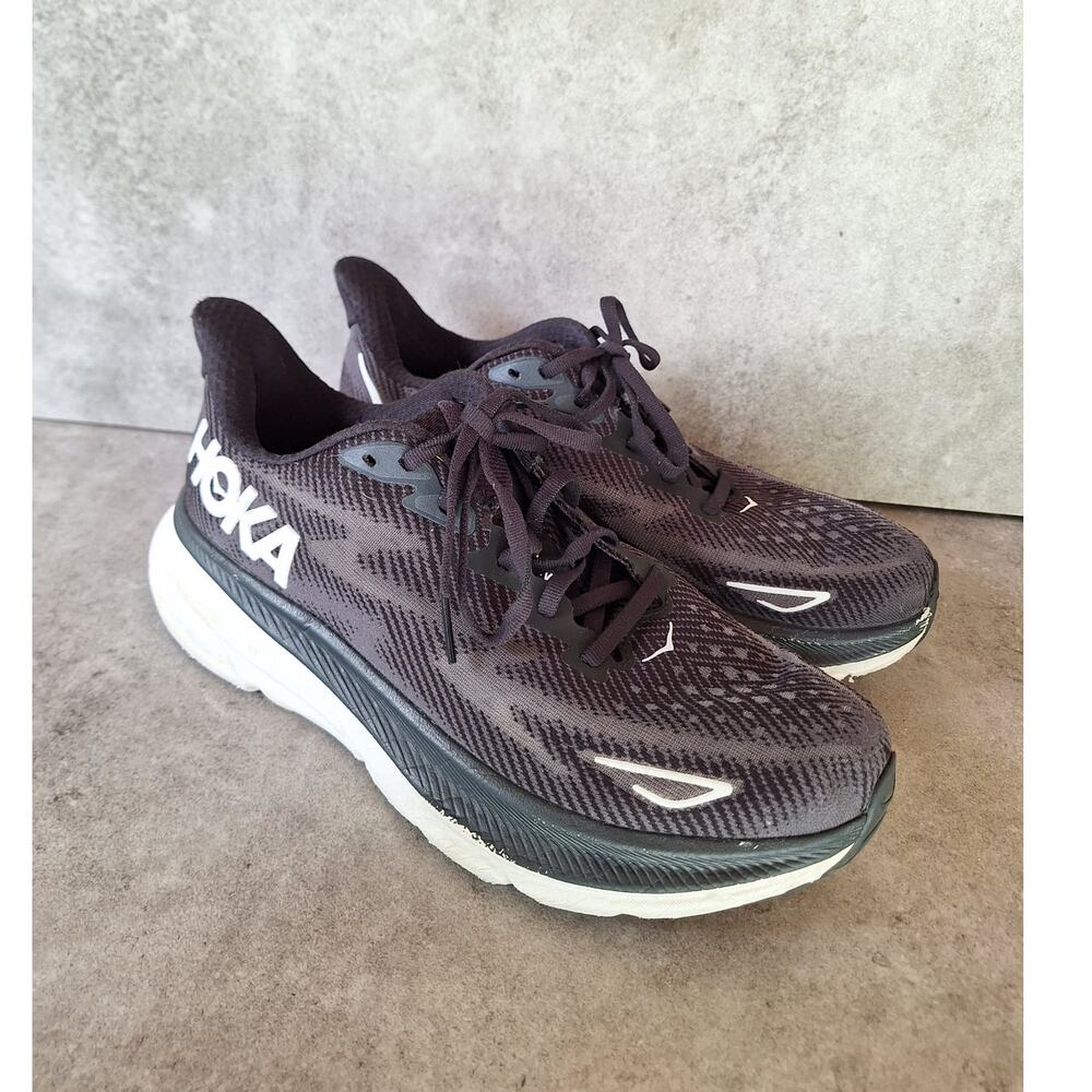 Hoka One One Clifton 9 running shoes black/white Women's 9 athletic training gym